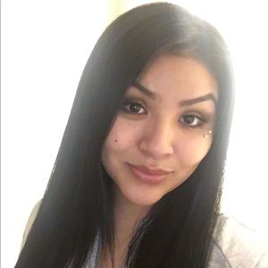 Meet your Posher, Melena